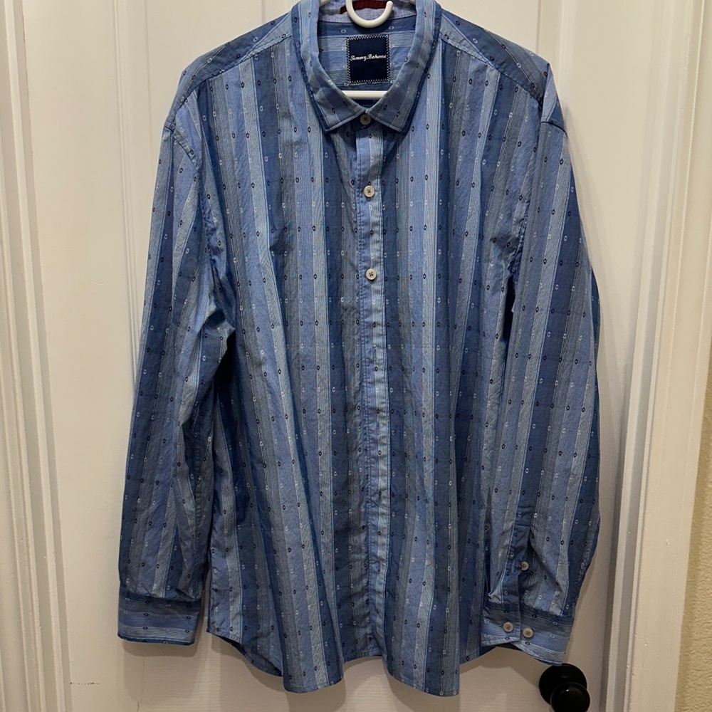 Tommy Bahama Blue Striped Casual Button Down Shirt
